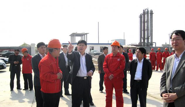 東營市委副書記、市長趙豪志到公司項目工地現(xiàn)場辦公